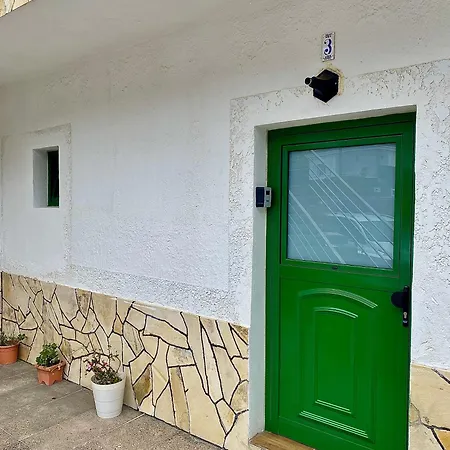Apkanariooo Apartment *